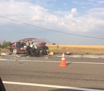 O persoană a murit şi alte trei au fost rănite grav într-un accident produs pe DN 2, în judeţul Buzău