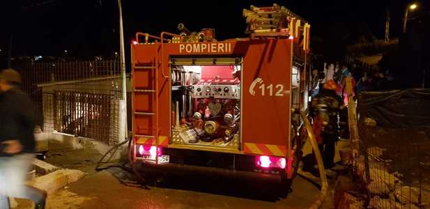 Constanţa: Doi bărbaţi au murit în urma unui incendiu izbucnit la o casă din Cernavodă