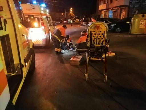 Constanţa: Un tânăr de 22 de ani a murit după ce a fost lovit de o maşină condusă de un şofer care a fugit de la locul faptei, fiind căutat de poliţişti 

