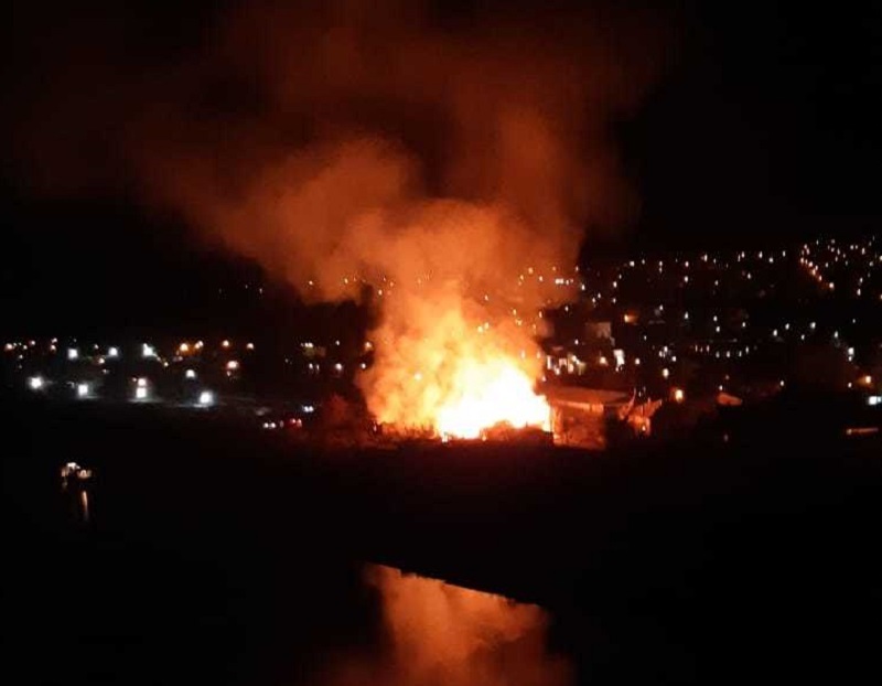 Constanţa: Incendiul izbucnit în zona barăcilor din Cernavodă a fost stins după aproximativ cinci ore