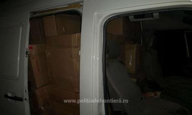 Botosani: Focuri de armă pentru prinderea unor traficanţi de ţigări care acţionau în zona localităţii Sadoveni