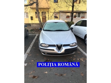 Argeş: Două autoturisme, unelte şi scule electrice, telefoane mobile, dar şi animale care ar fi fost furate, ridicate de poliţişti în urma percheziţiilor la suspecţi de furt calificat; cinci persoane au fost reţinute