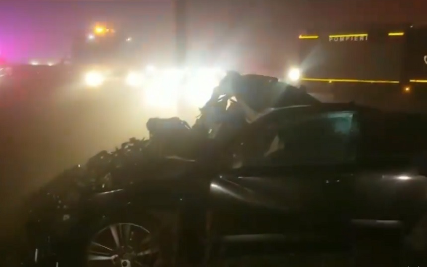 Prahova: O adolescentă a murit şi alte două persoane au fost rănite după ce două maşini s-au ciocnit frontal, pe DN 1; unul dintre autoturisme s-a răsturnat. VIDEO