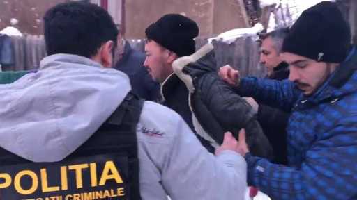 Bărbatul evadat, la sfârşitul lunii noiembrie, de la Penitenciarul Pelendava a fost prins de poliţiştii doljeni. VIDEO