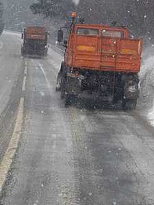 CNAIR: Ninge abundent în judeţele Dolj, Gorj şi Mehedinţi, traficul rutier desfăşurându-se în condiţii de iarnă