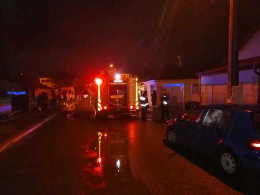 Constanţa: Un bărbat a murit după ce casa în care stătea a luat foc