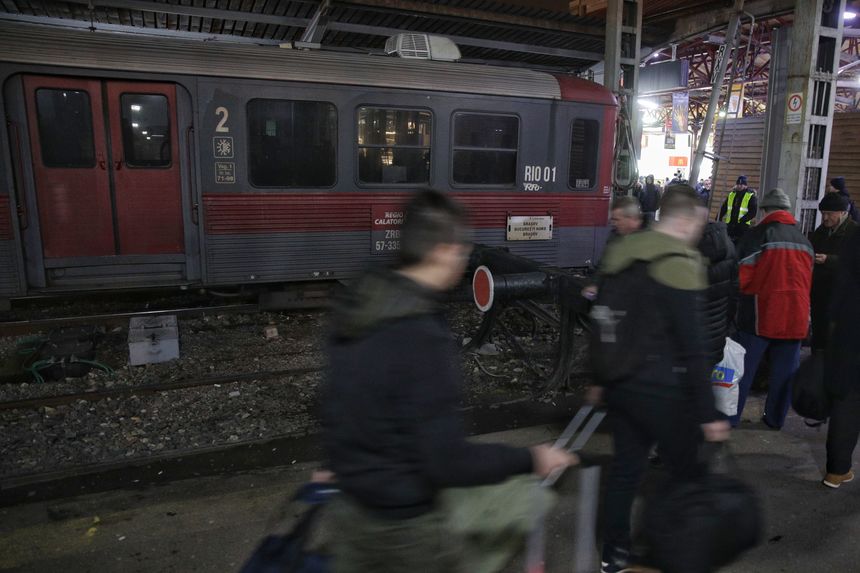 Incident In Gara De Nord Din Bucuresti Un Tren News Ro