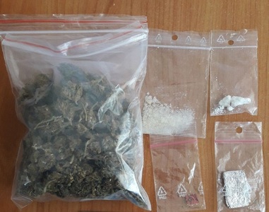 Peste 120 de percheziţii în ultimele două săptămâni, la grupări de criminalitate organizată; au fost confiscate 21 de kilograme de droguri