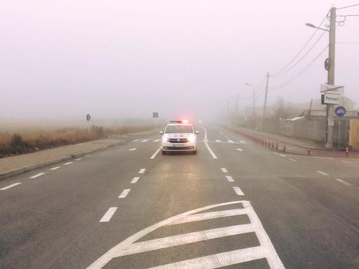 Vrancea: Un pompier de 50 de ani este acuzat că a obligat o fată de 13 ani să întreţină relaţii sexuale cu el
