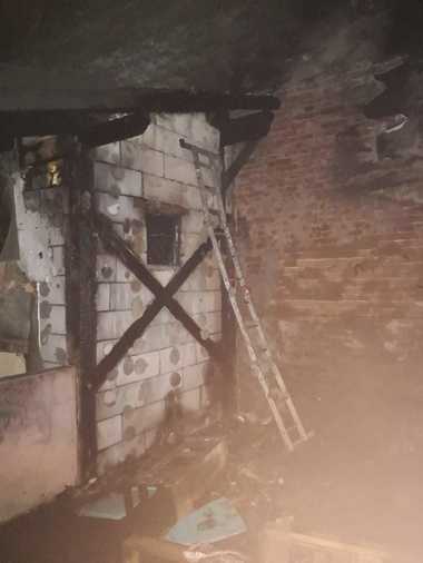 Arad: Aproximativ 40 de pacienţi ai Spitalului TBC din Radna, evacuaţi din cauza unui incendiu izbucnit la o casă aflată lângă unitatea medicală