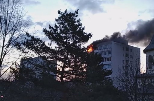 Buzău: Tânăr de 21 de ani reţinut, fiind suspectat că a provocat incendiul în care fosta sa iubită a murit