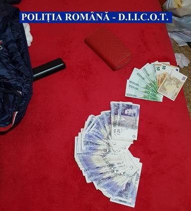 Prejudiciu de 10 milioane de lei, cauzat prin infracţiuni economice; poliţiştii şi procurorii au făcut percheziţii în judeţele Mureş, Harghita, Bihor şi Covasna