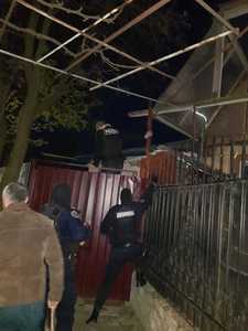 Brăila: Percheziţii la persoane suspectate de furturi din locuinţe. FOTO