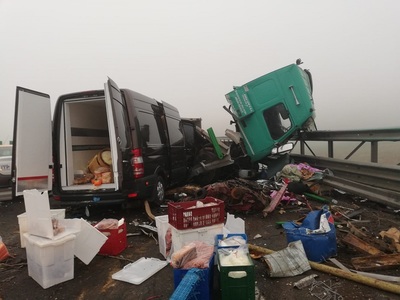 Constanţa: Patru persoane au fost rănite în urma unui accident pe Autostrada A2 - FOTO, VIDEO

