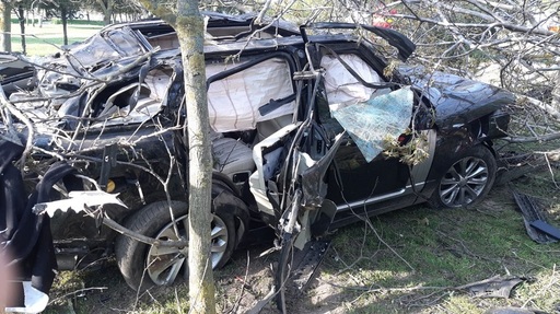 UPDATE - Creatorul de modă Răzvan Ciobanu a murit într-un accident rutier/ Precizările poliţiei/ Varianta sinuciderii, exclusă la acest moment / Mesajele transmise de oamenii din lumea modei - FOTO, VIDEO
