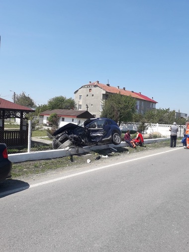 Constanţa: Şase persoane au fost rănite într-un accident în care au fost implicate patru autoturisme - FOTO, VIDEO

