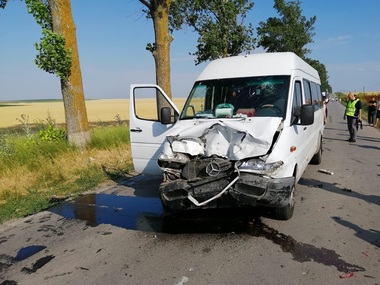 Tulcea: Patru persoane au fost rănite într-un accident în care a fost implicat un microbuz


