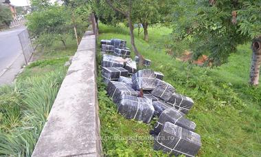 Peste 37.000 de pachete cu ţigări de contrabandă, de provenienţă ucraineană, confiscate de poliţiştii de frontieră de la Sighetu Marmaţiei. FOTO, VIDEO