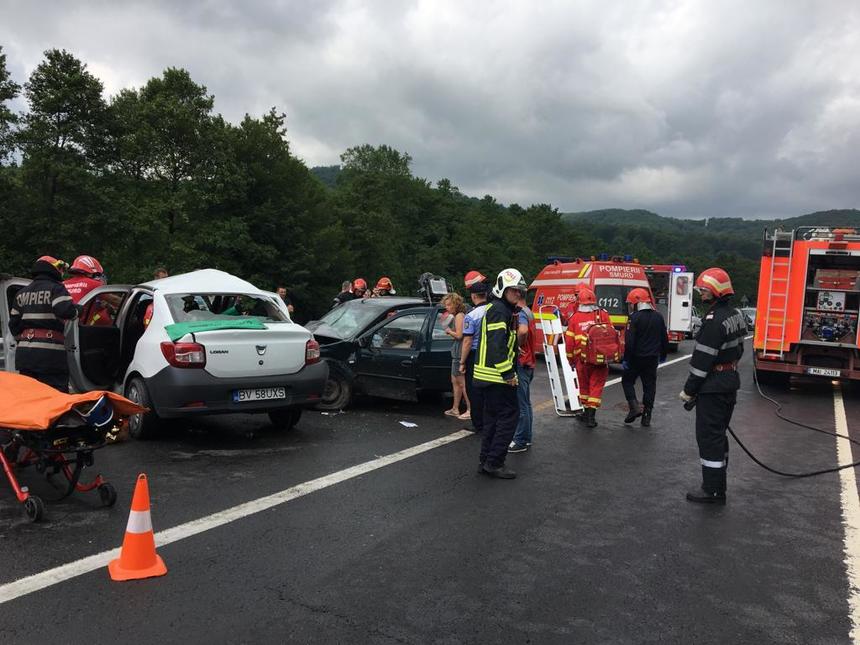 Braşov: Accident cu şase răniţi pe DN 1; două maşni s-au ciocnit, traficul fiind blocat între Codlea şi Făgăraş