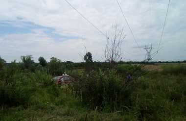 Timiş: Bărbatul care a ucis un om şi a rănit-o grav pe soţia acestuia, căutat cu drona şi cu un elicopter; în total, suspectul a înjunghiat trei persoane, pe una a lovit-o cu maşina, iar pe alte două le-a agresat