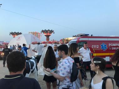 Un bărbat în vârstă de 34 de ani a murit duminică seara la Festivalul Neversea