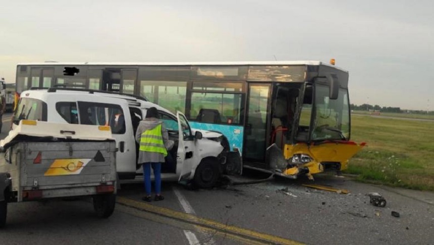 Patru persoane au fost rănite în urma unui accident pe Aeroportul ”Henri Coandă”