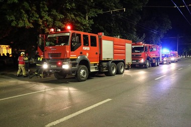 Iaşi: Un copil de doi ani a murit după ce a căzut de la etajul al nouălea al unui bloc