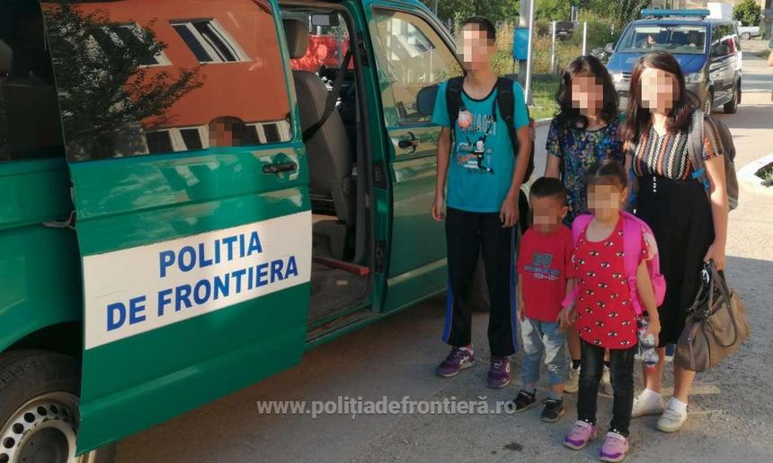 Patru cetăţeni chinezi - o femeie şi cei trei copii ai săi, prinşi de poliţiştii de frontieră din Caraş-Severin după ce au intrat ilegal în ţară, încercând să ajungă în Germania