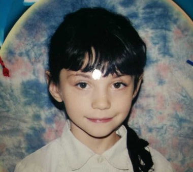 Buzău: Fetiţa dispărută în timp ce mergea la bunicul său care lucra în câmp a fost găsită - FOTO