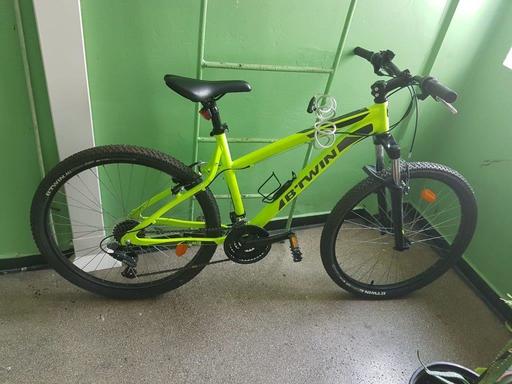 Braşov: Percheziţii vizând o bandă de hoţi de biciclete care acţiona în Germania