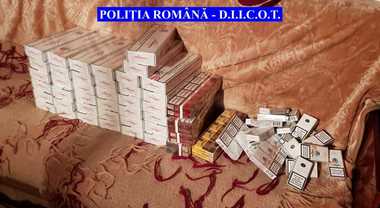 Şapte persoane, reţinute după percheziţii în Neamţ şi Harghita pentru destructurarea unei grupări de contrabandă cu ţigări
