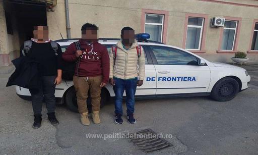 Trei cetăţeni din Sri Lanka, prinşi de poliţiştii de frontieră din Satu Mare când încercau să treacă ilegal în Ungaria pentru a ajunge în Spaţiul Schengen
