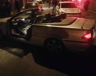 UPDATE - Constanţa: Opt maşini au fost avariate de un şofer care a abandonat autoturismul după producerea evenimentului; trei persoane au fost rănite