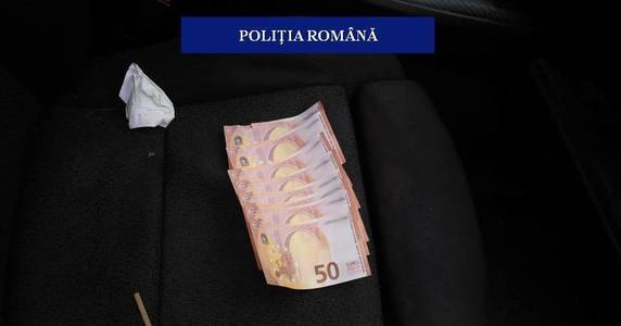 Dolj: Trei bărbaţi au fost arestaţi preventiv pentru punerea în circulaţie a unor bancnote de 50 de euro contrafăcute