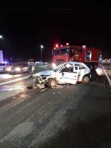 Zece persoane au avut nevoie de îngrijiri medicale în urma accidentului de pe DN 1, din judeţul Prahova