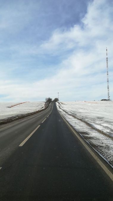 CNAIR: Nu mai există sectoare de drum închise sau cu restricţii de tonaj din cauza fenomenelor meteorologice
