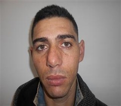 Un deţinut al Penitenciarului Satu Mare a evadat dintr-un punct de lucru, fiind căutat de poliţişti, jandarmi şi poliţişti de frontieră/ el era condamnat pentru tâlhărie calificată