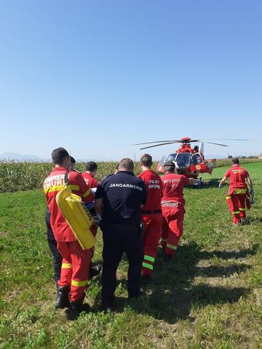 Braşov: Bărbat grav rănit după ce a fost atacat de urs în zona Stupinii Prejmerului. Victima a fost muşcată la nivelul toracelui şi capului, fiind transportată la Spitalul din Târgu Mureş
