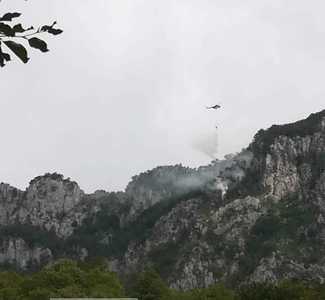Incendiul din Parcul Naţional Domogled a fost provocat de un trăsnet