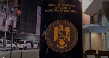 Poliţiştii au depistat încă un bărbat suspectat că a participat la tâlhăria din Sectorul 2; suspecţii au intrat peste proprietar în locuinţă, l-au imobilizat şi au sustras bunuri în valoare de 13.000 de lei