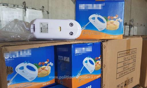 Peste 2.200 de aparate electrocasnice contrafăcute, descoperite în Portul Constanţa Sud Agigea 