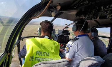 Constanţa: Cinci marocani au fost prinşi de poliţiştii de frontieră când încercau să intre ilegal în ţară. Ei au fost depistaţi cu ajutorul autospecialei de termoviziune