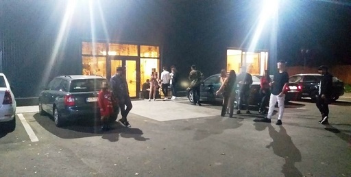 Petrecere cu 40 de persoane la un popas turistic din judeţul Constanţa. Administratorul localului a fost amendat cu 3.000 de lei
