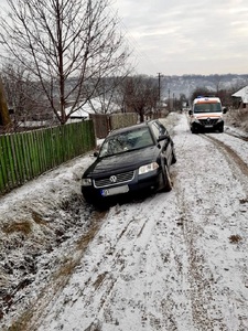 Botoşani: Un bărbat de 47 de ani a murit după ce a fost strivit de propriul autoturism 
