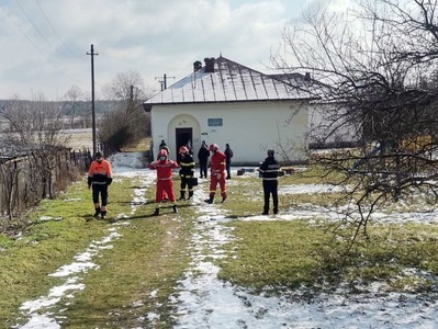 Dâmboviţa: Incendiu izbucnit la o grădiniţă din comuna Valea Mare. Copiii au fost evacuaţi şi trimişi acasă
