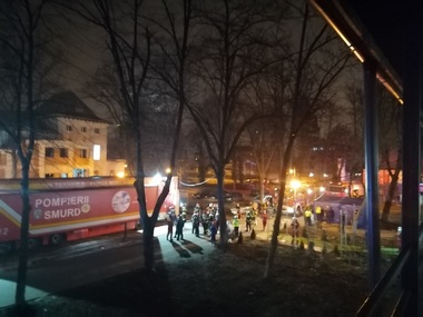 UPDATE - Degajare de fum la un ventilator al secţiei mobile ATI de la Institutul Marius Nasta - Ministrul Sănătăţii: Un incident minor. Avem 7 pacienţi, toţi în regulă/ Manager: Personalul  a văzut flacără cu fum care s-a stins extrem de rapid