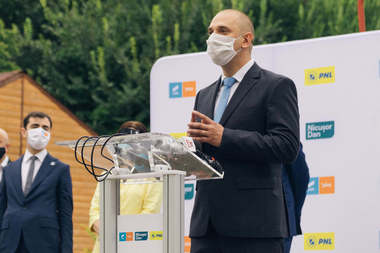 UPDATE - Accidentul din Sectorul 2 - Primarul Radu Mihaiu: Vin în faţa dumneavoastră şi vă spun că birocraţia, eu şi birocraţia română din acest moment suntem vinovaţi pentru moartea acestor fete