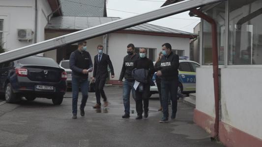 Buzău: Bărbat, reţinut după ce ar fi întreţinut relaţii sexuale cu trei minore, pe care apoi le-a şantajat / Bărbatul a ispăşit o condamnare pentru viol, fiind eliberat în 2013

