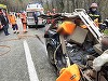 UPDATE - Vâlcea: Accident rutier pe DN 7; două persoane au murit / Un autoturism înmatriculat în Cluj a intrat sub un TIR - FOTO
