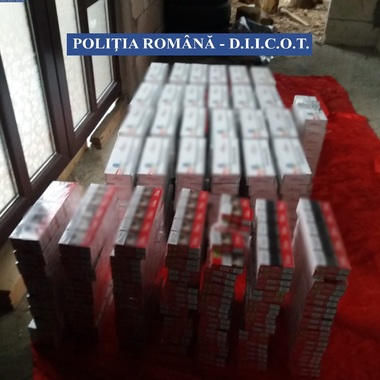 DIICOT cercetează peste 20 de persoane, într-un dosar de contrabandă cu ţigări / Au fost descoperite peste 15 milioane de ţigarete  